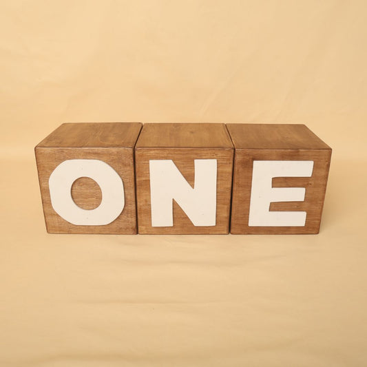 Box baby prop set with One and Two milestone numbers for baby photoshoots – perfect for first and second birthday photography setups