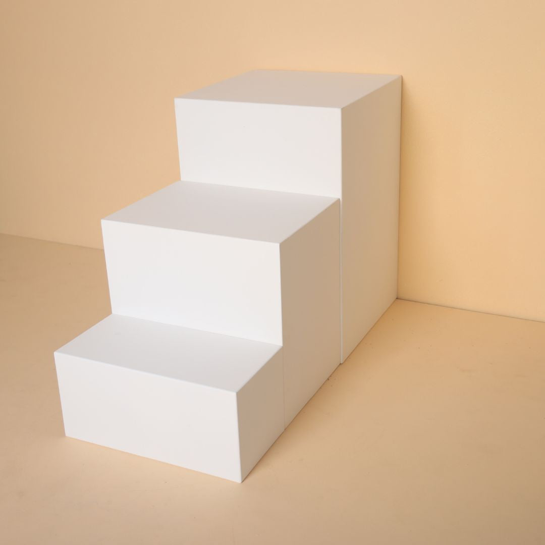 Photography posing props – posing cubes