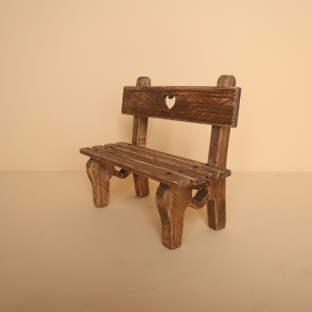 Baby photoshoot bench prop for newborn and toddler photography sessions