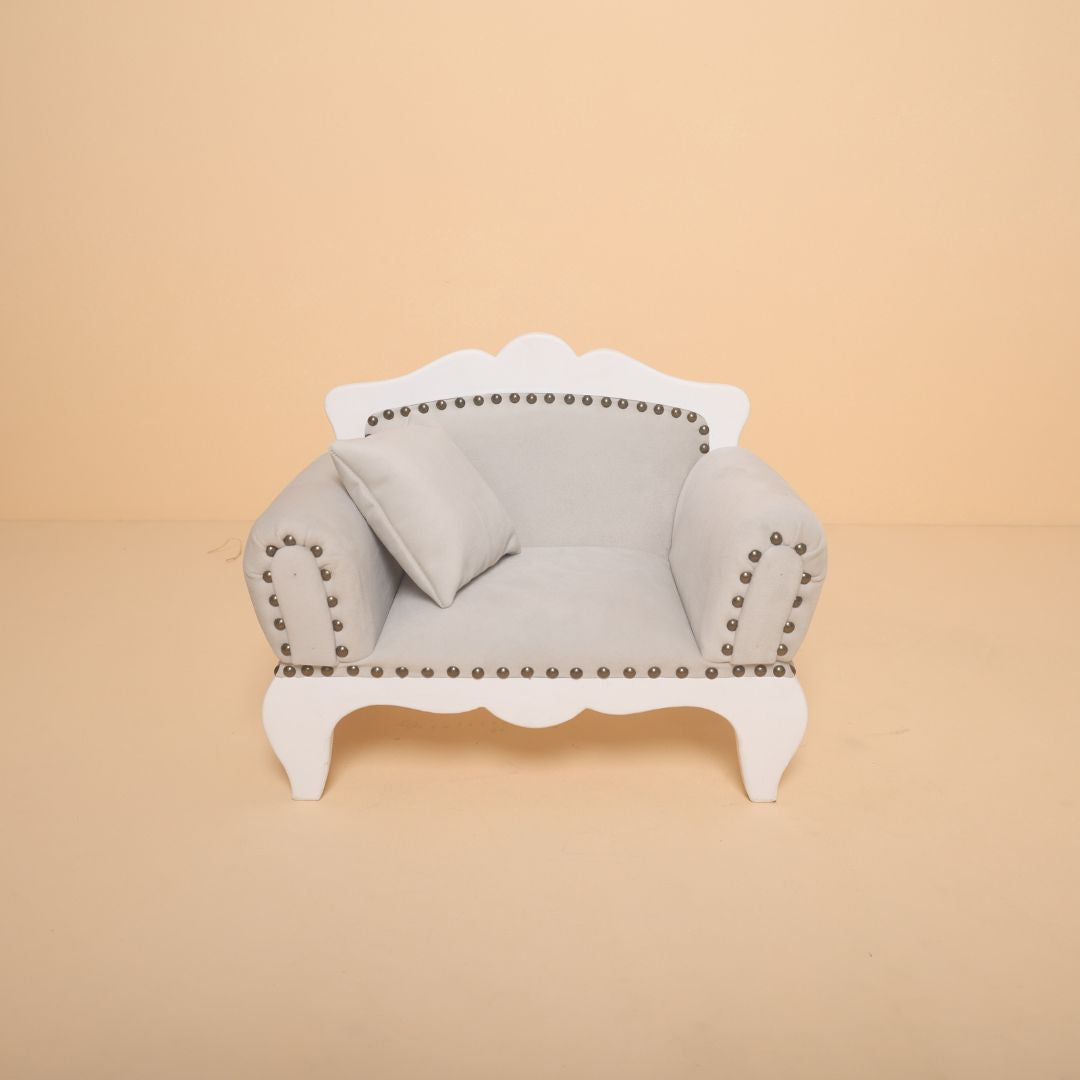 Royal sofa baby prop for newborn, sitter, and toddler photography – elegant and sturdy prop for professional milestone and themed photoshoots.