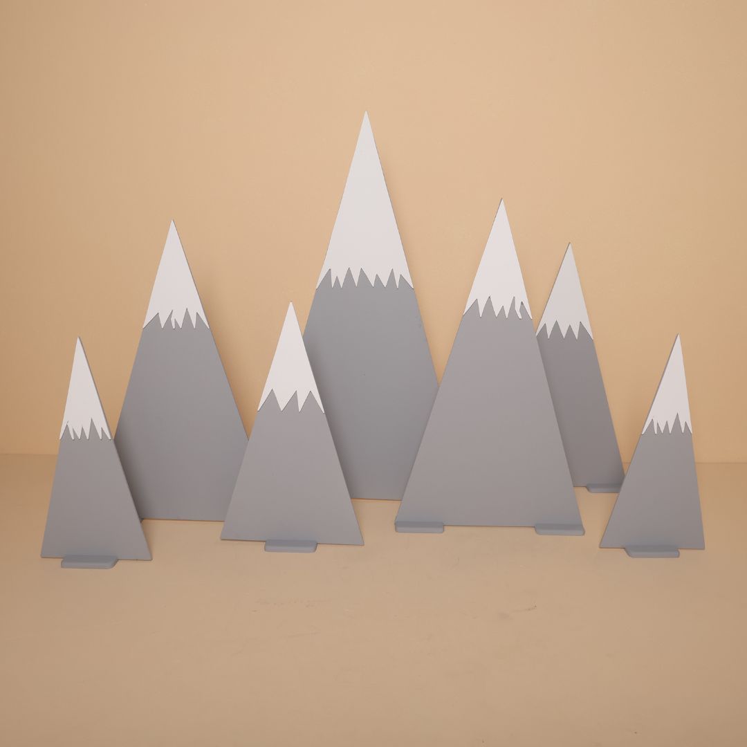 Set of Mountains Baby Photoshoot Prop – scenic handcrafted backdrop for newborn, sitter, and toddler photography.