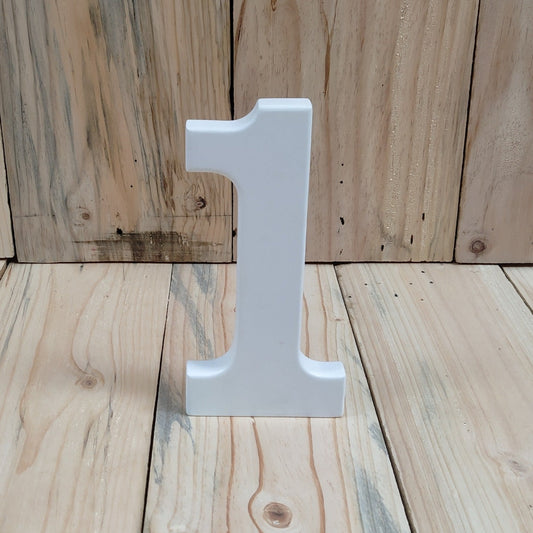 1 number prop for baby photoshoot.