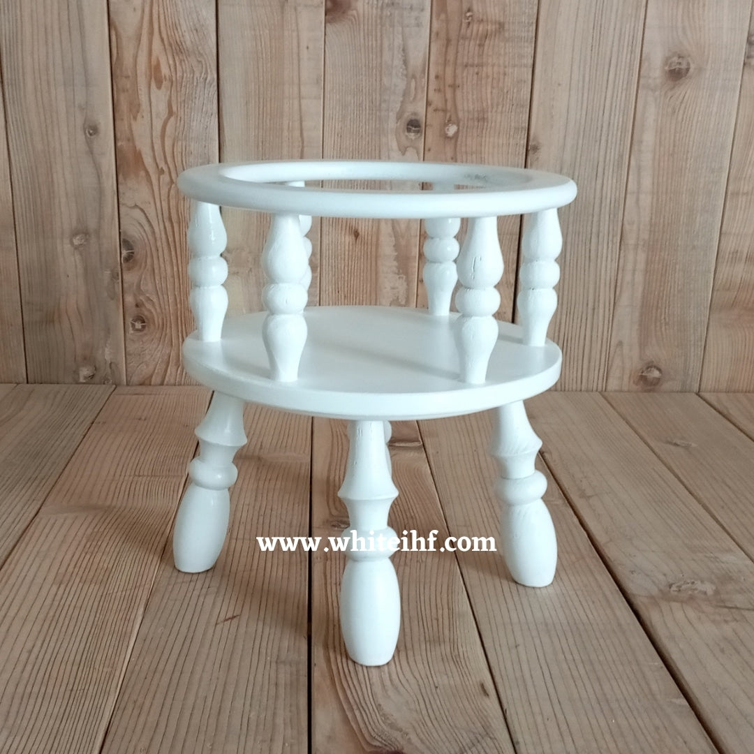 Round Cradle Baby Photoshoot Prop – Perfect for Newborns and Sitters