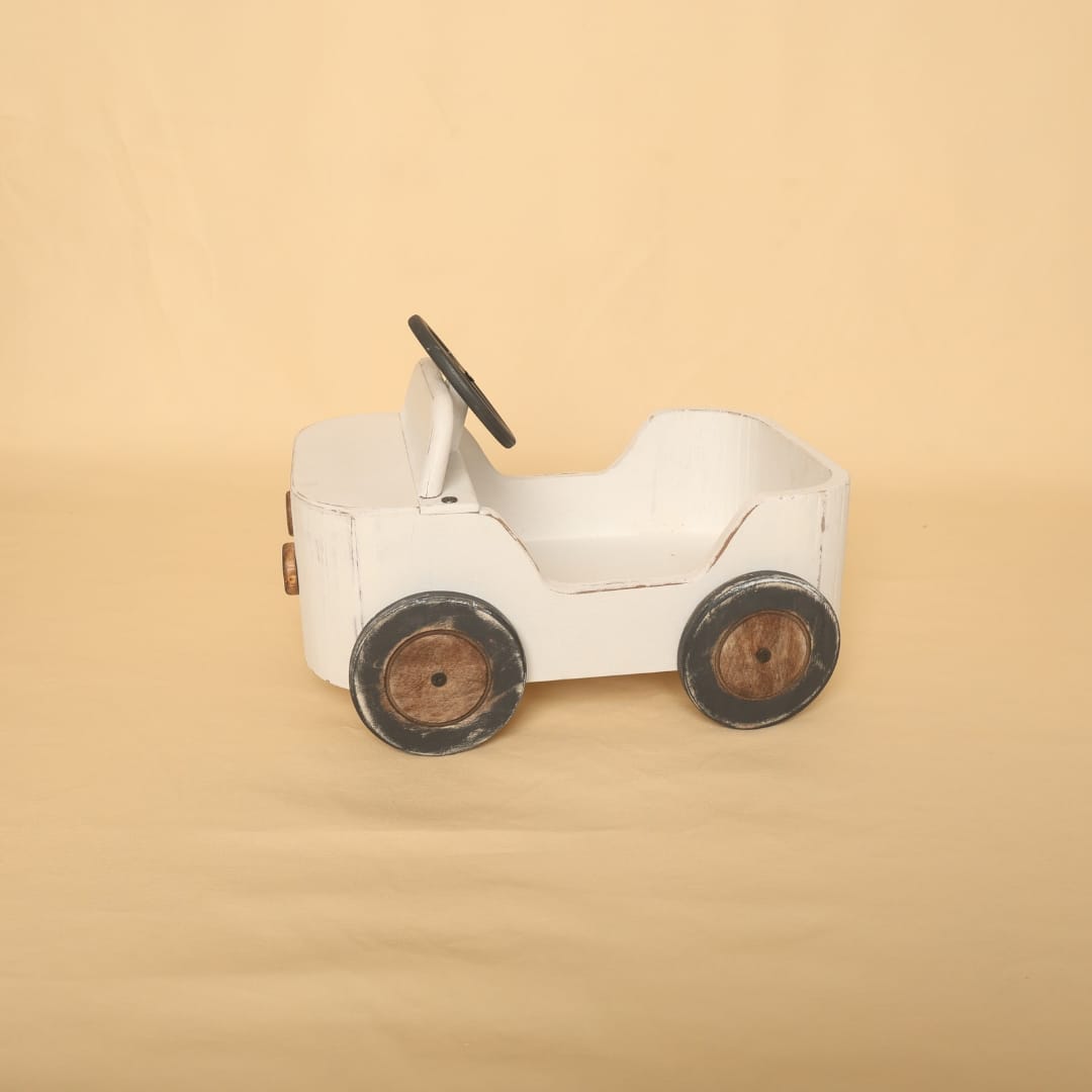 Rustic wooden car baby photoshoot prop, vintage-style wooden car for newborn and toddler photography, handcrafted photography prop for baby photographers.