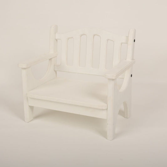 this is a baby photoshoot bench.