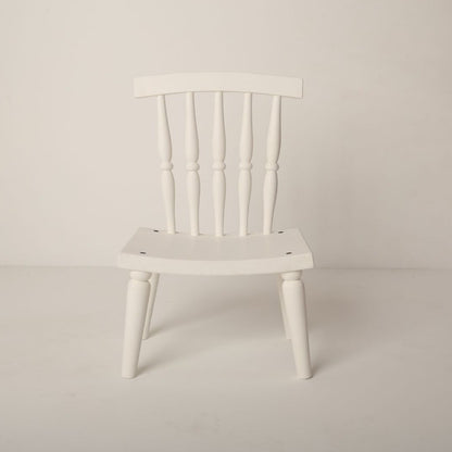 this is a chair prop for photographers.