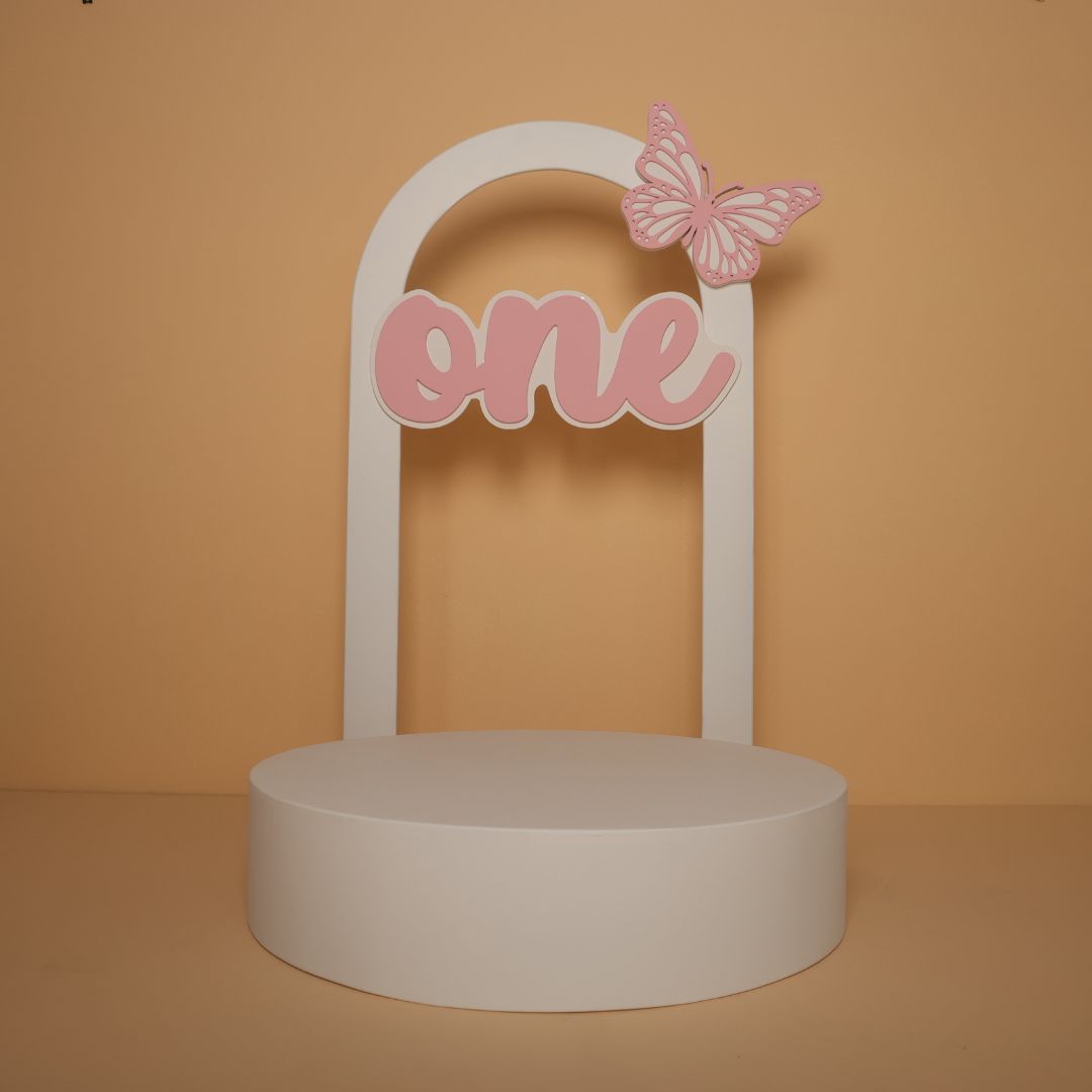 Arch Cutout with ONE milestone for baby pre-birthday photoshoot prop setup