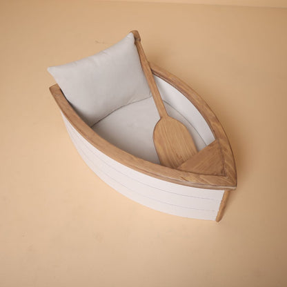 Boat baby photoshoot prop – handcrafted nautical photography prop for newborns, sitters, and toddlers.