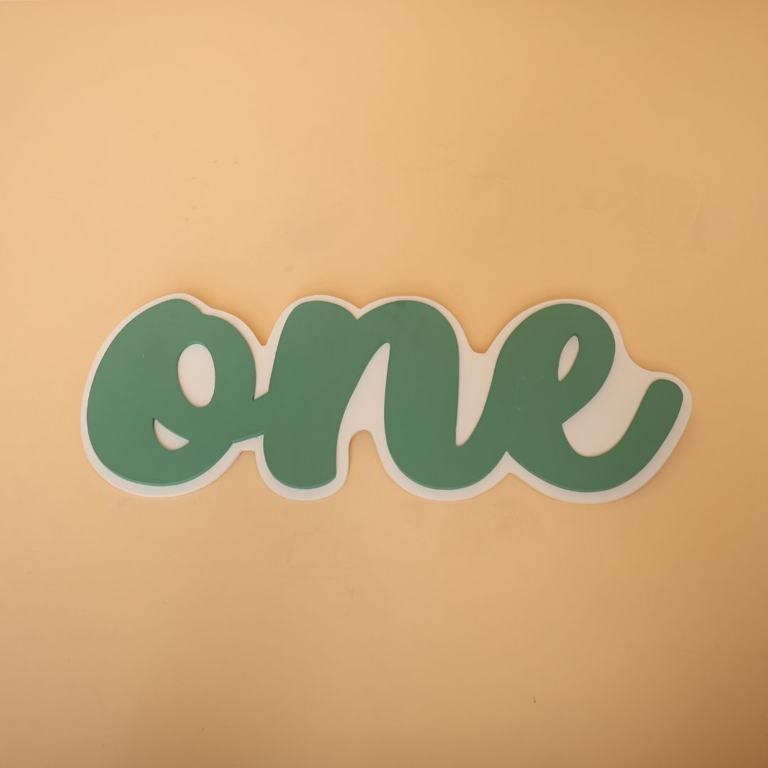 ‘ONE’ milestone baby photoshoot prop – perfect for celebrating baby’s first birthday photo session.