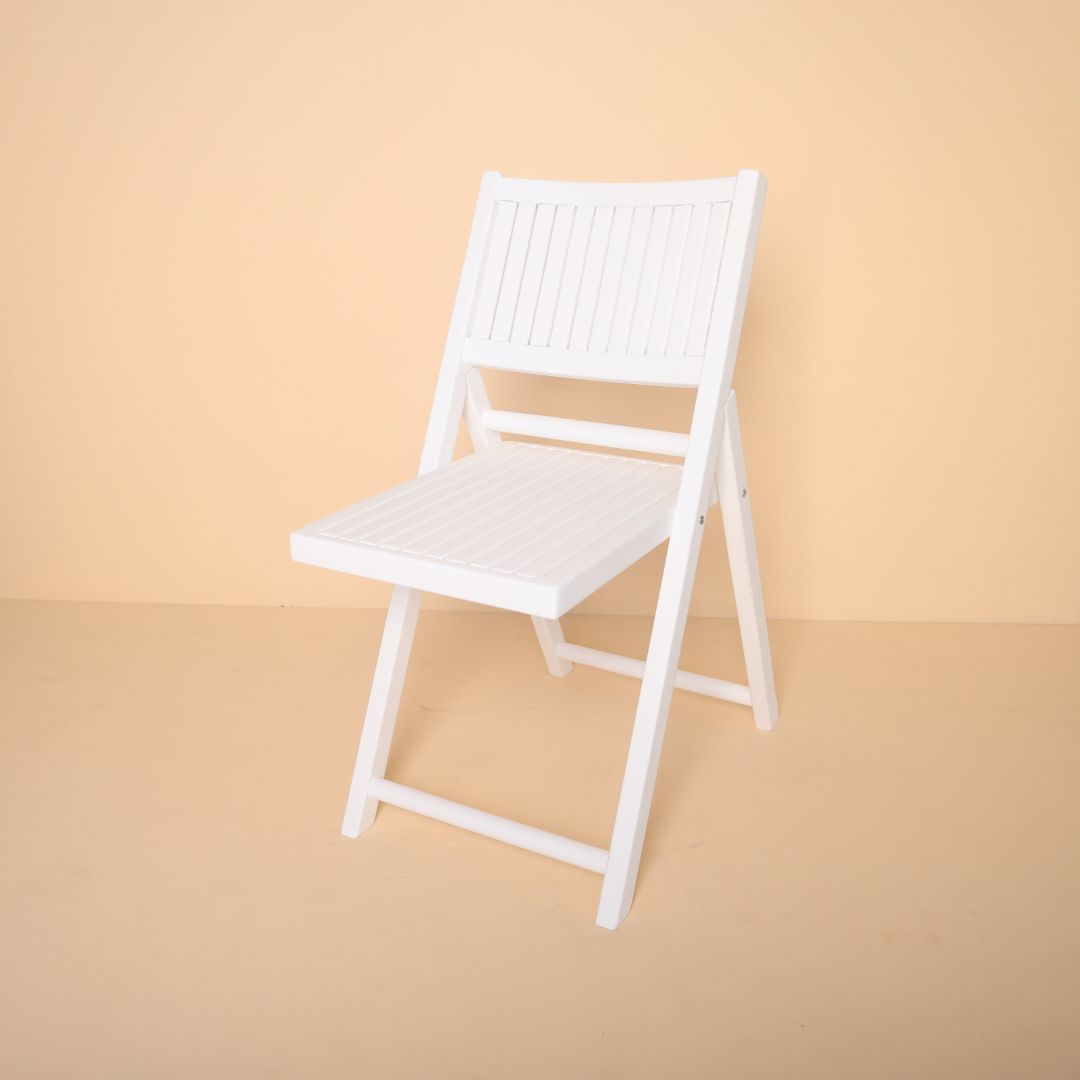 Photographer’s posing chair for model and maternity portraits