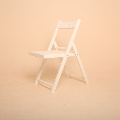 White posing chair for prewedding and maternity photoshoots, perfect studio prop for elegant portraits