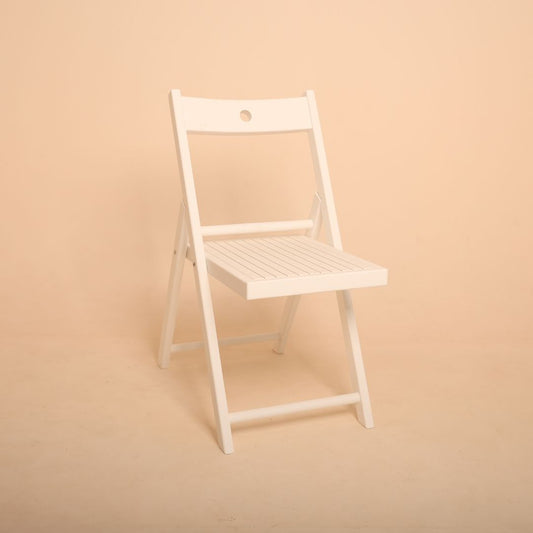 White posing chair for prewedding and maternity photoshoots, perfect studio prop for elegant portraits