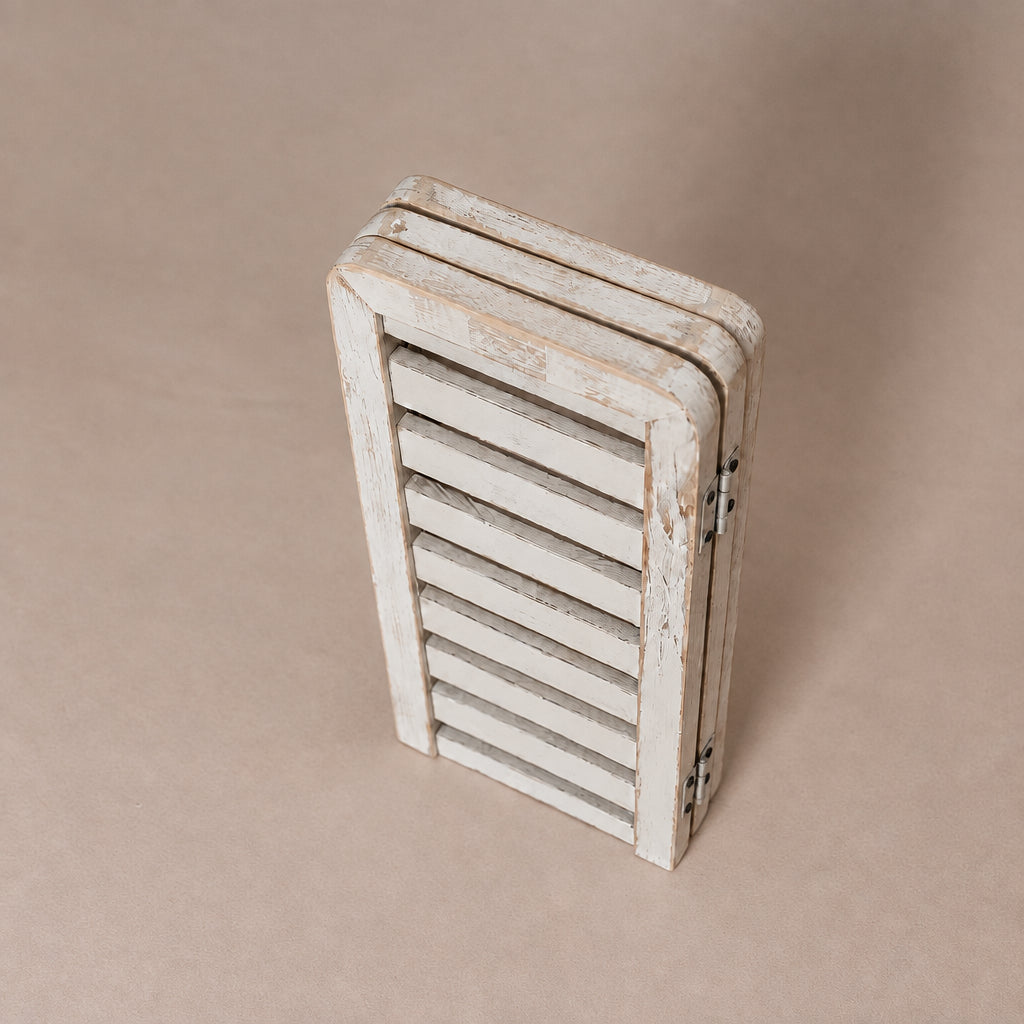 Foldable wooden louver decor prop for photography and studio styling