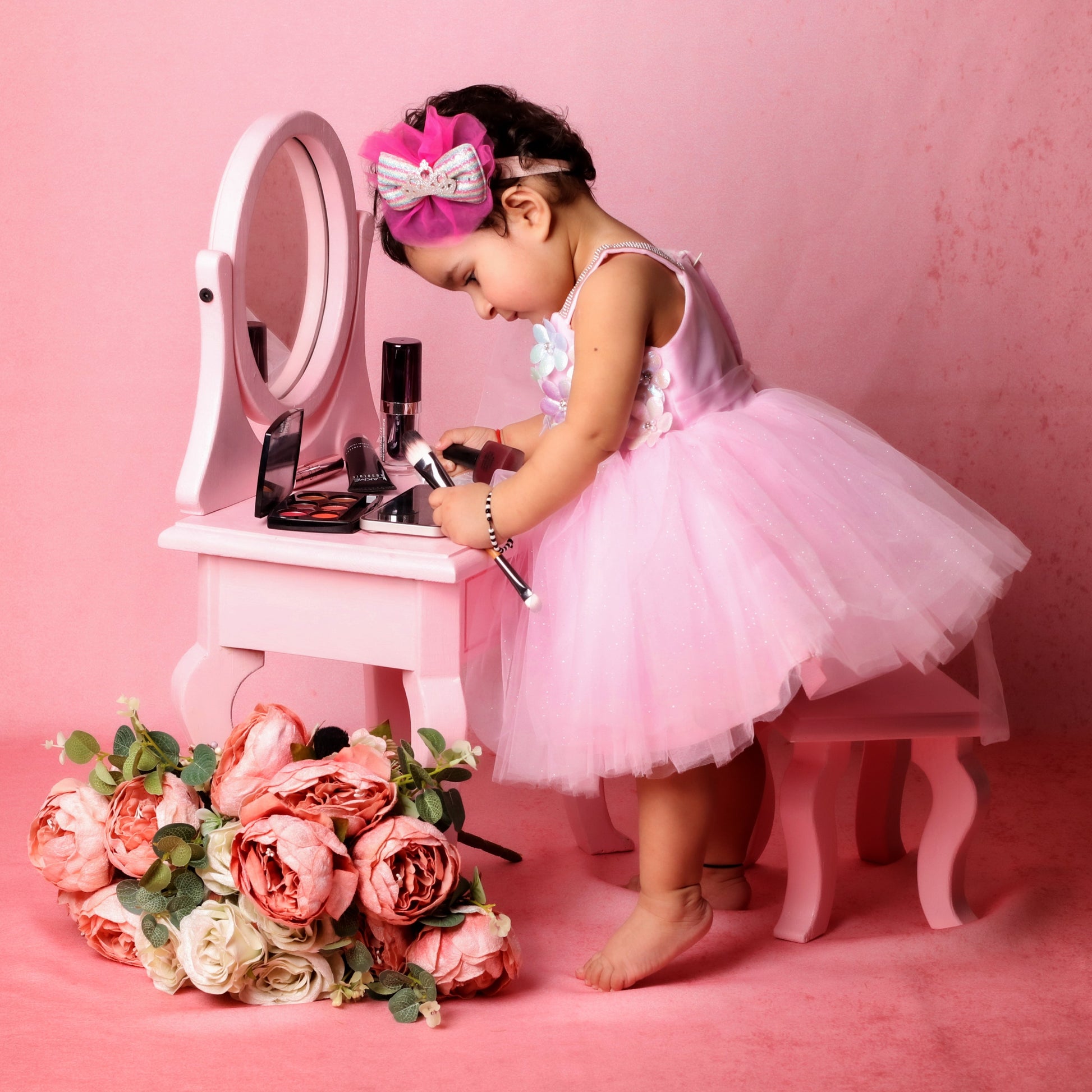 Miniature dressing table baby photoshoot prop with a matching stool, perfect for elegant and princess-themed photography setups.